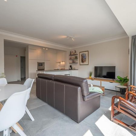vakantie appartement DUMONT BEACH De Panne Buitenkant foto