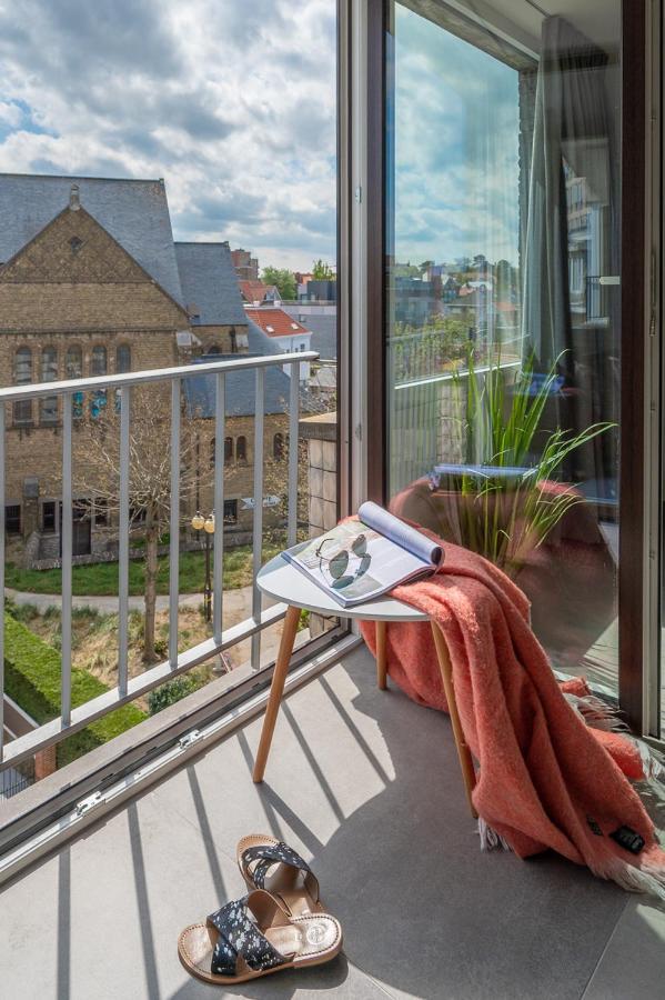 vakantie appartement DUMONT BEACH De Panne Buitenkant foto
