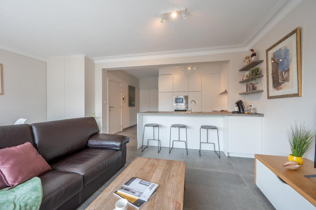 vakantie appartement DUMONT BEACH De Panne Buitenkant foto