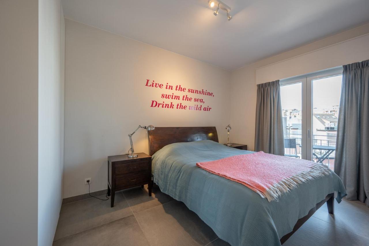 vakantie appartement DUMONT BEACH De Panne Buitenkant foto